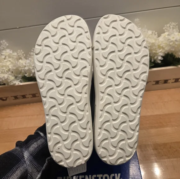 Birkenstock Oswego Leather Slip-On Sneakers Gray Womens Size 37 NIB - Picture 7 of 8